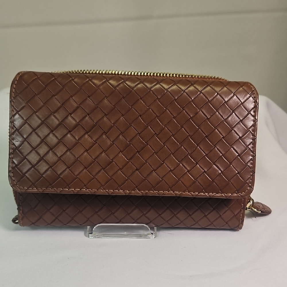 Guang Tong Brown Woven Vegan Leather Clutch